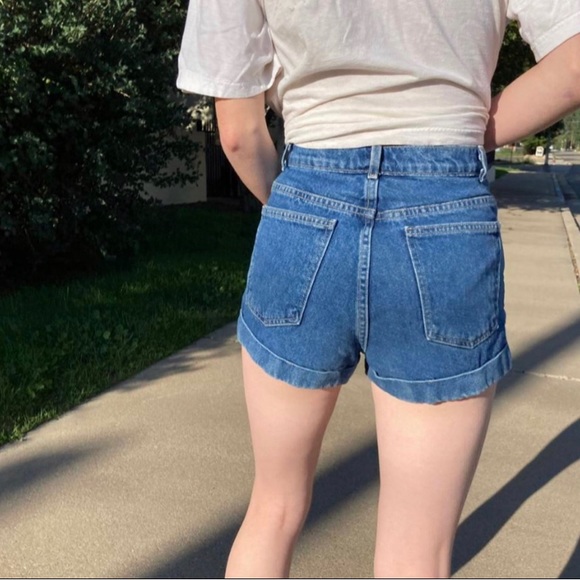 American Apparel high waisted jean shorts - Picture 2 of 4